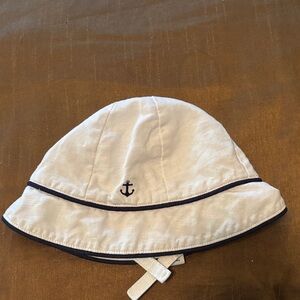 Janie and Jack White Bucket Hat with Navy Trim